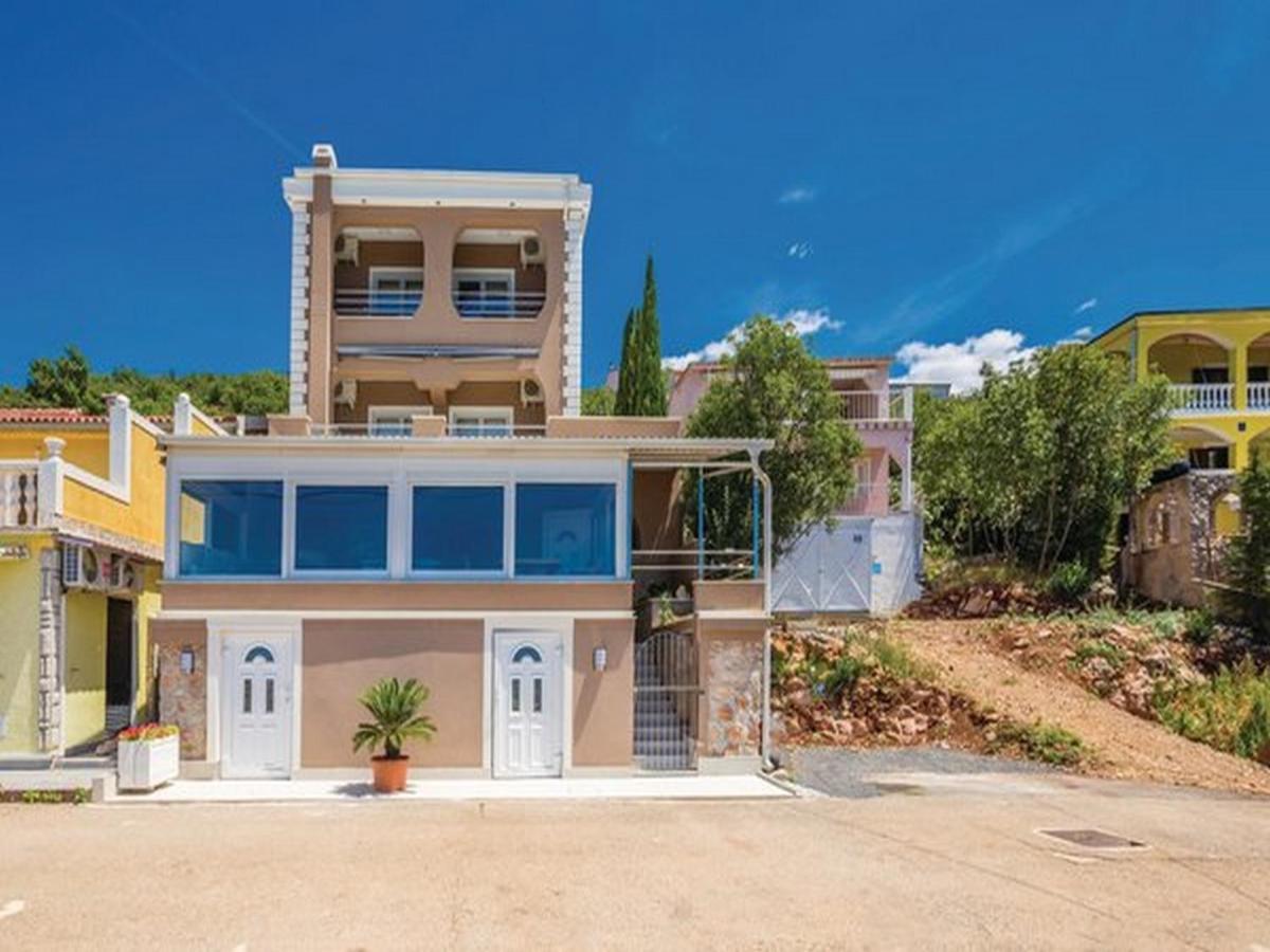 Apartments Villa Kim Jablanac Bilik gambar